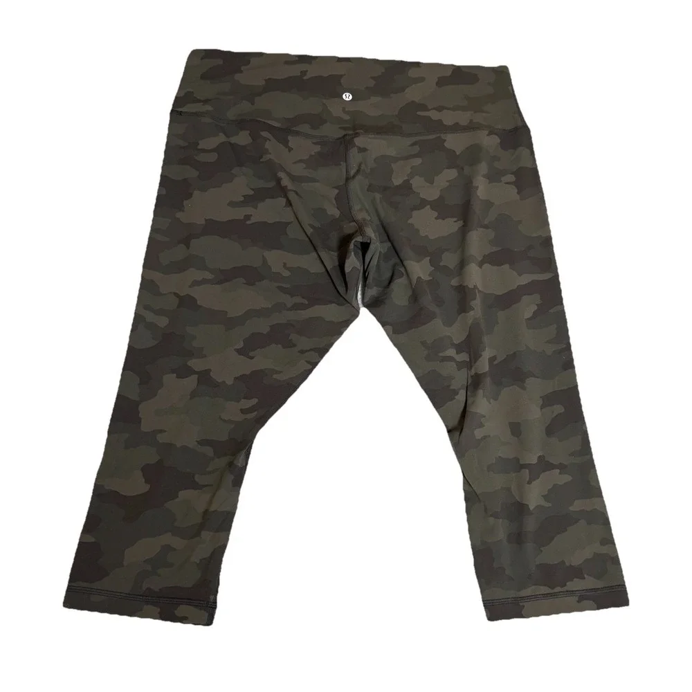 Lululemon Women's Camo Cropped Align High Rise‎ Leggings Size 20 NWOT